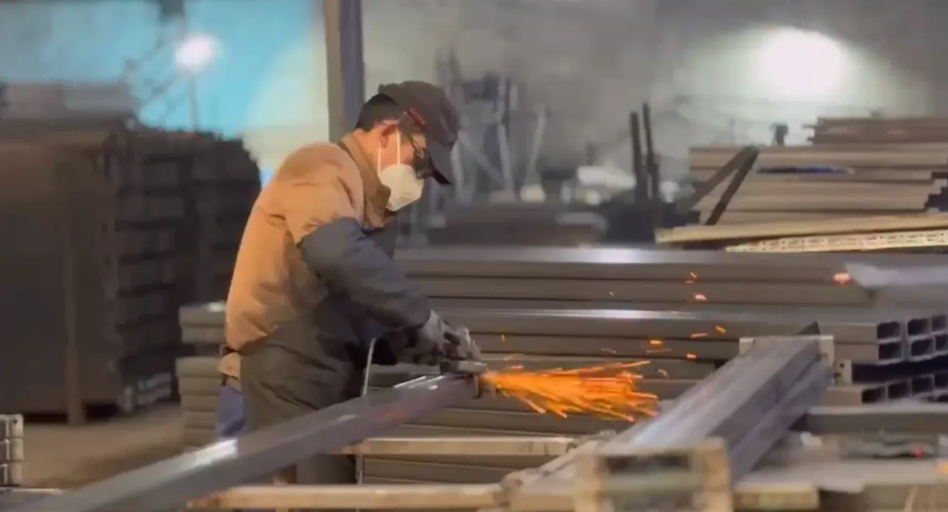 Production Video Of Storage Shelving